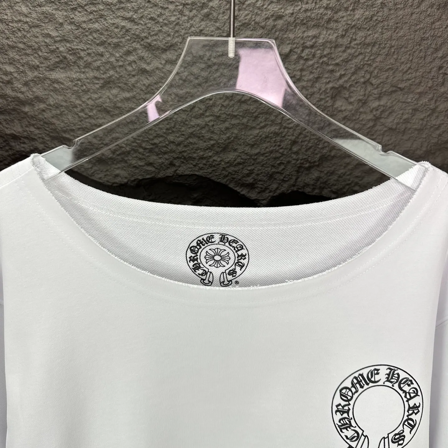 2025New Arrival logo Same Style Quality😘😘 g Versatile 👍 ：White Size：S、M、L